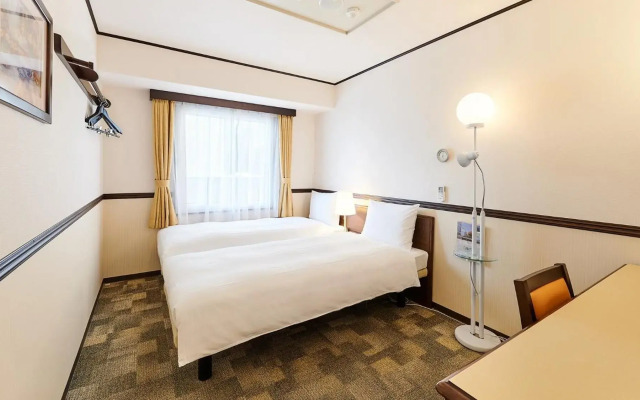 Toyoko Inn Chiba Station Higashi