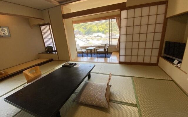 Hotel Miyarikyu