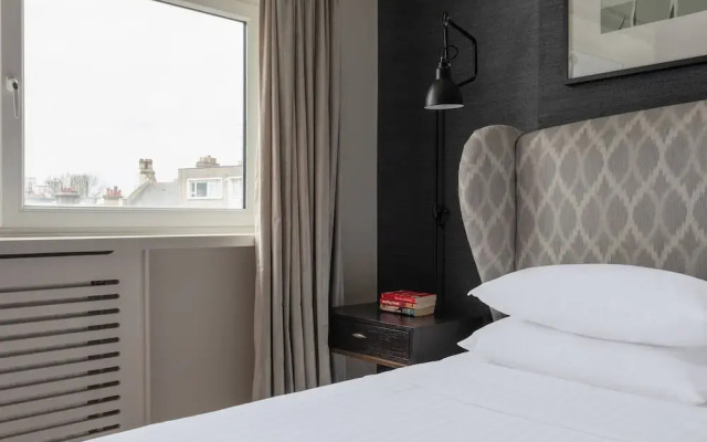 Arundel Gardens by Onefinestay