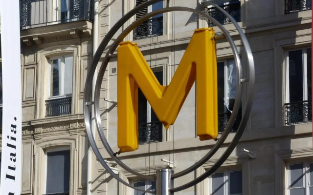 Luxury Suite Paris Republique