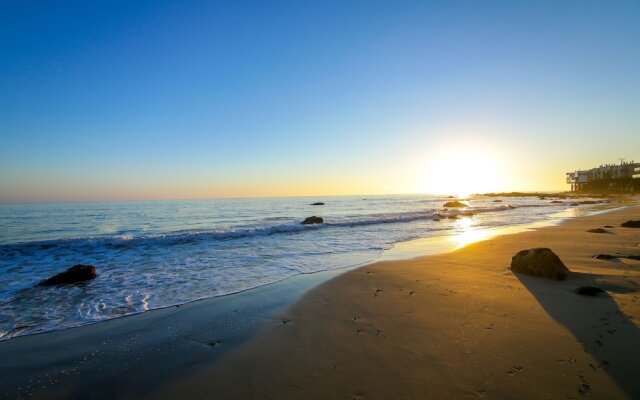 Beachfront Malibu Paradise Home Home
