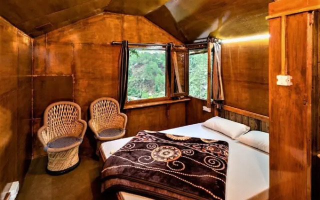 Triund Camps Riverside Resort
