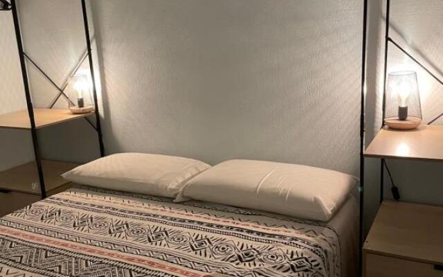 Lumineux 2 Pieces, Terrasse, Garage Prive, En Bord de Mer