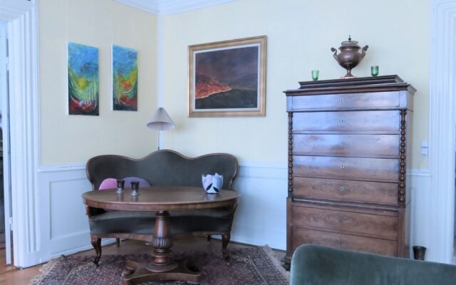 Apartment near Opera 980 - 1
