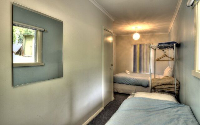 Cove Beach Apartment 1