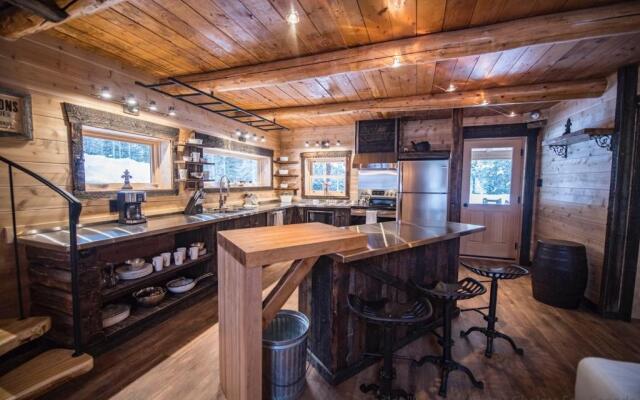 Les 3 Cavaliers - Les Chalets Spa Canada