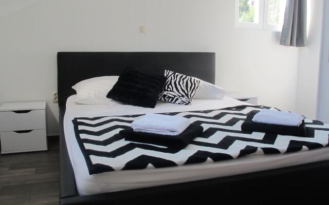 Comfortable 2 Bedroom Apartment