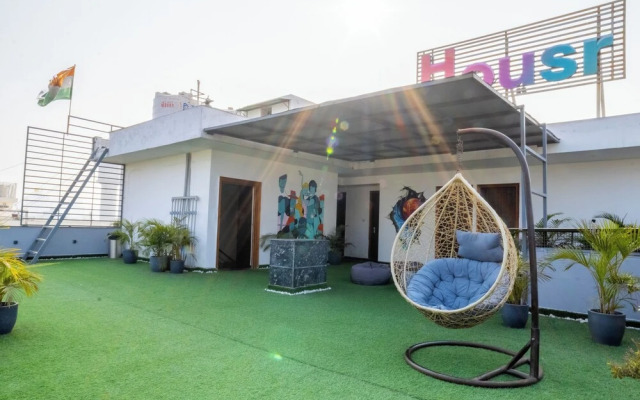 Housr Sector 43 Gurgaon Global FoyerMall
