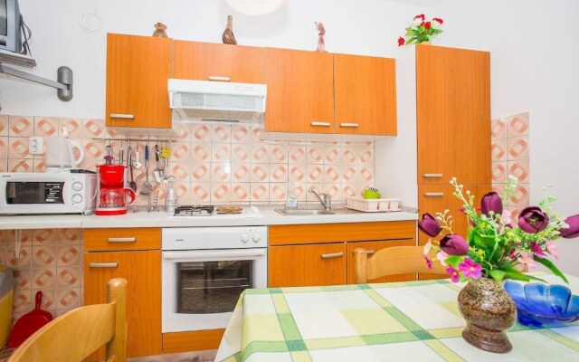 Apartments Anica M / Two Bedrooms A1