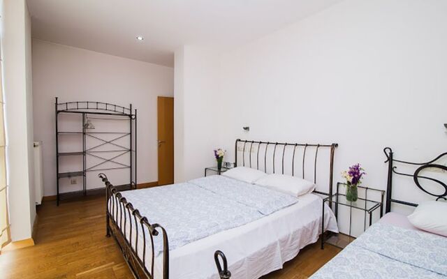 Rustaveli Besiki Apartments