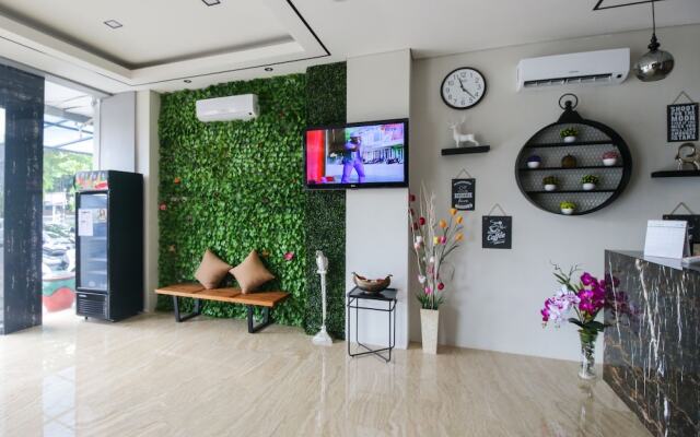 Airy Dukuh Pakis Kupang Baru Raya 19 Surabaya