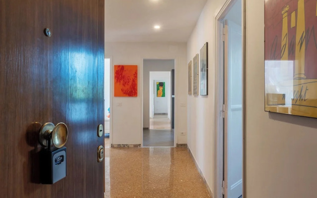 Spacious flat near to Central Rome