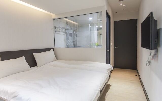 Hatago+ Hotel