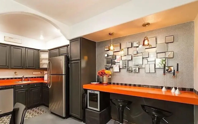 Amour By Signature Vacation Rentals