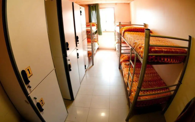 Be Sound Hostel Barcelona