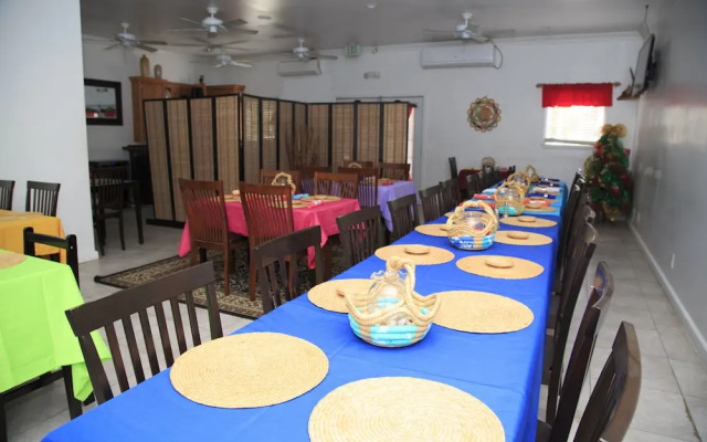 Island Comfort Bed & Breakfast