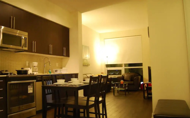 Custom Luxury Suite - By Elite Suites