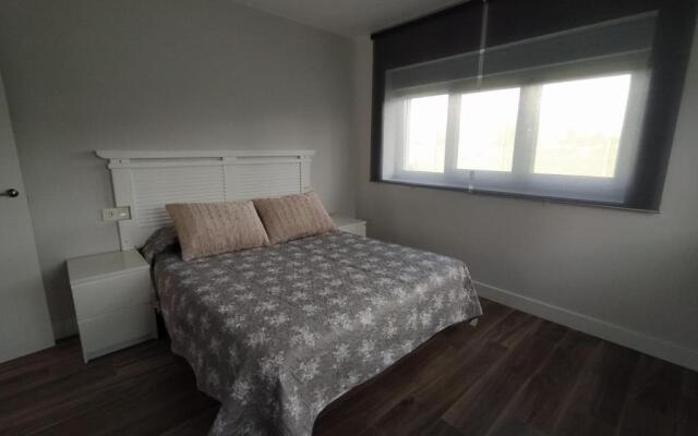 Apartamento Manuela, totalmente nuevo, 8 km de la playa