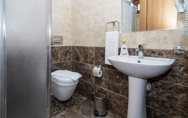 Akyaka Nehir Butik Otel