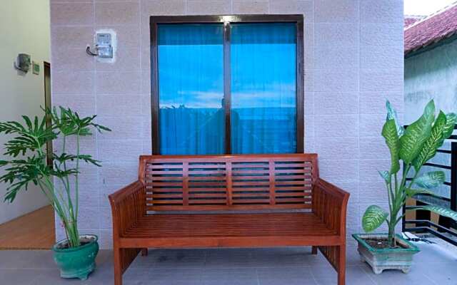 OYO Life 3227 Kost Putri Harmony