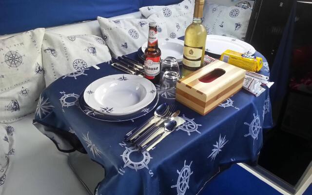 Boat  Breakfast Cagliari