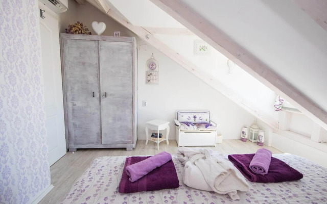 Guest House Gugily