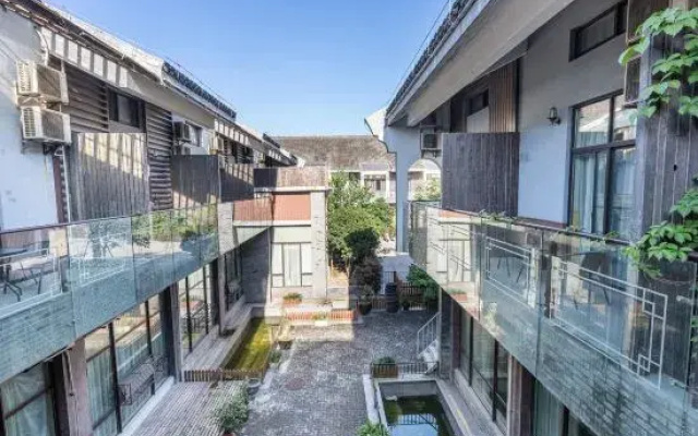 Elan Hotel (Nantong Langshan Xingguangyao Business Center Dian))