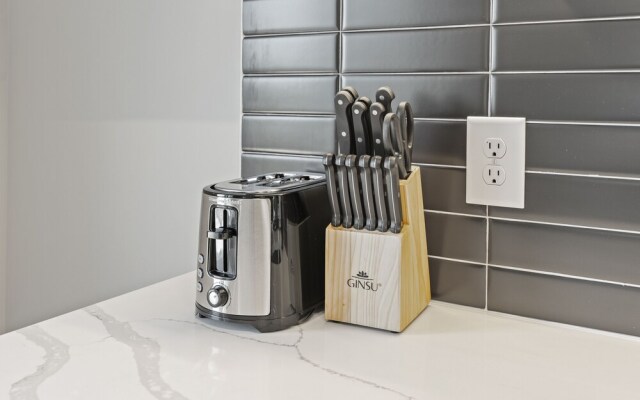 WhyHotel by Placemakr, Columbia