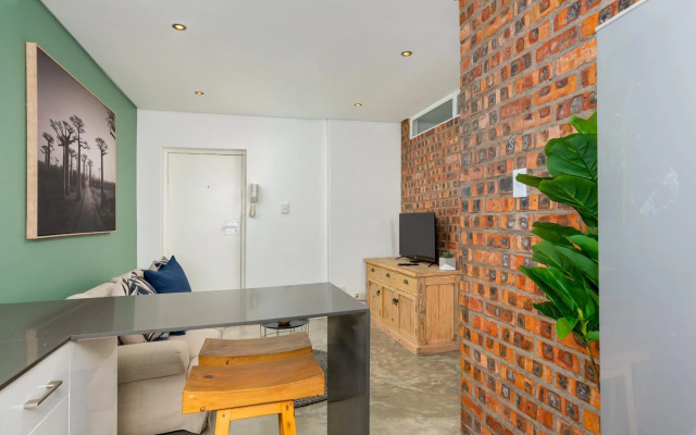 Montclair Apartments