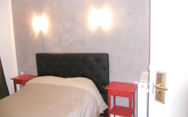 Hotel Pacific