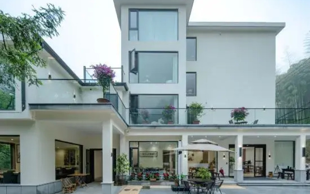 Summer Falls Homestay in Xiazhuang