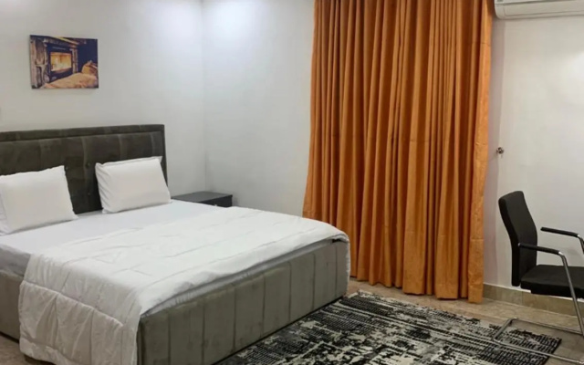 Weena Hotel & Resort