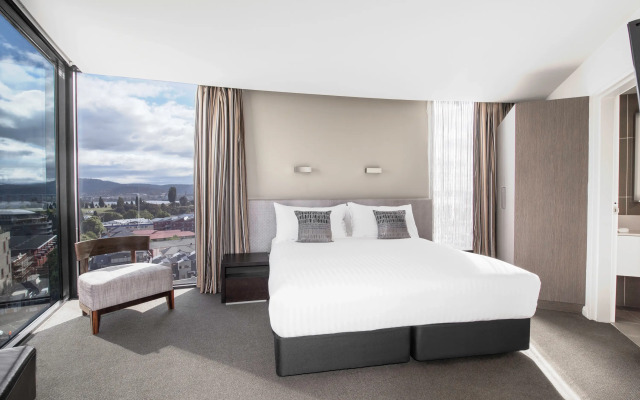 Mantra on Collins Hobart