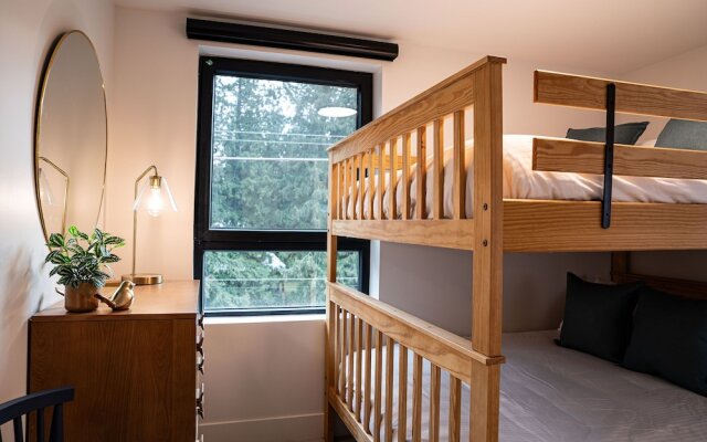 Powder Pines Retreat Revelstoke Vacation