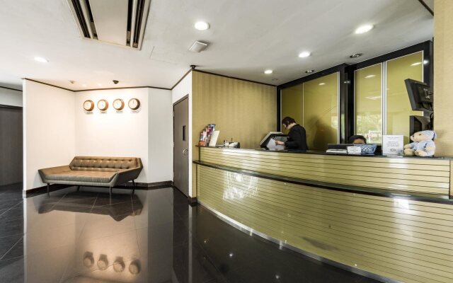 Rest Bugis Hotel