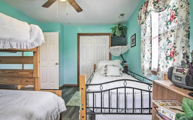 Chincoteague Townhome w/ Pony Views From Deck!