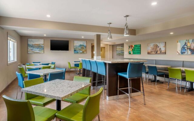 Lakeview Inn And Suites Bathurst