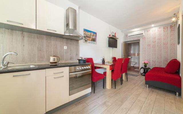 Apartments villa Mira