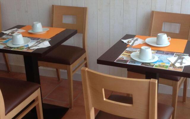 Brit Hotel Des Halles