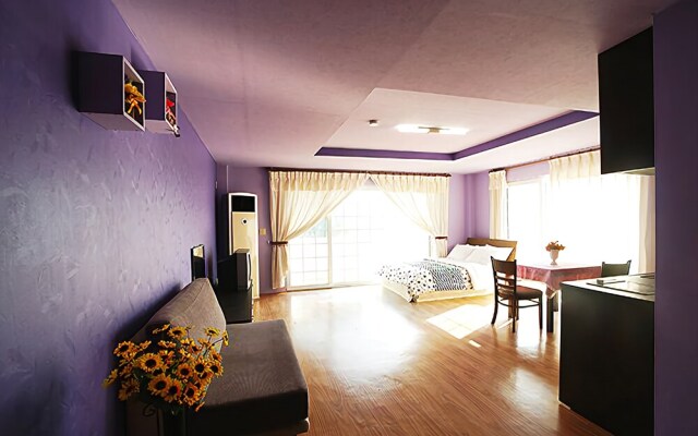 Seogwipo Etwal Jeju Pension