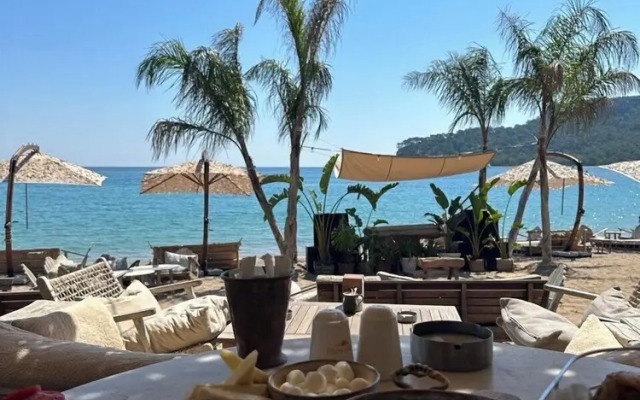Liman Apart Kemer