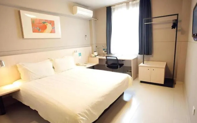 Jinjiang Inn Yueyang Railway Station