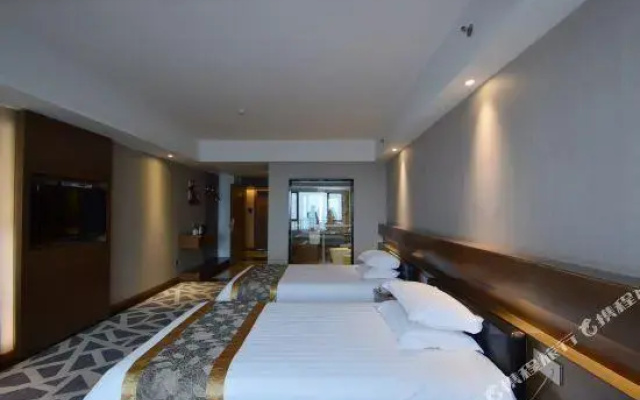 Super 8 by Wyndham Huaian Xuyi Wu Zhou Guo Ji