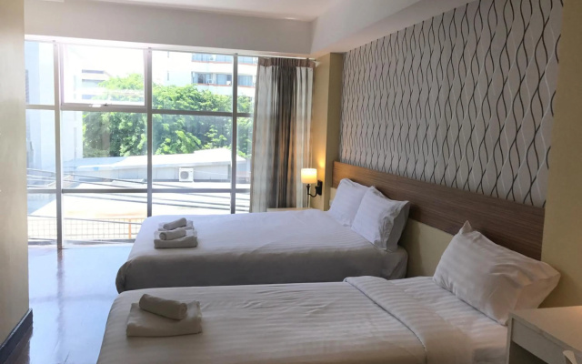 Snooze Hotel Thonglor Bangkok
