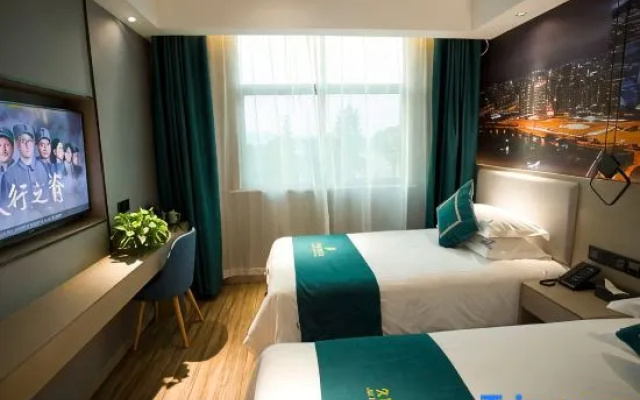 Jiuyue Smart Hotel (Yiwu Railway Station Airport)