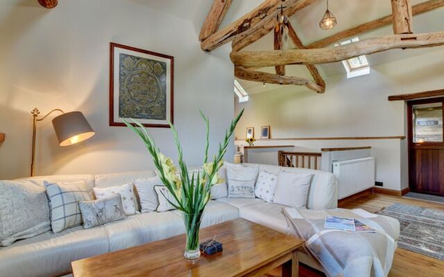 Rustic Holiday Home in Lynton with Garden near Malmsmead