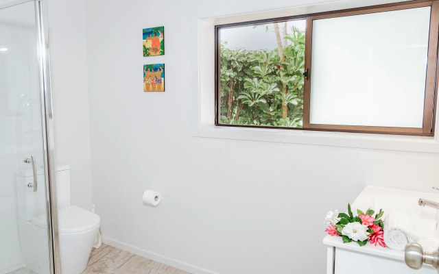 Lagoon Breeze Villas