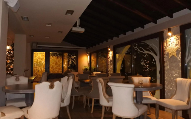 Konaki Hotel & SPA