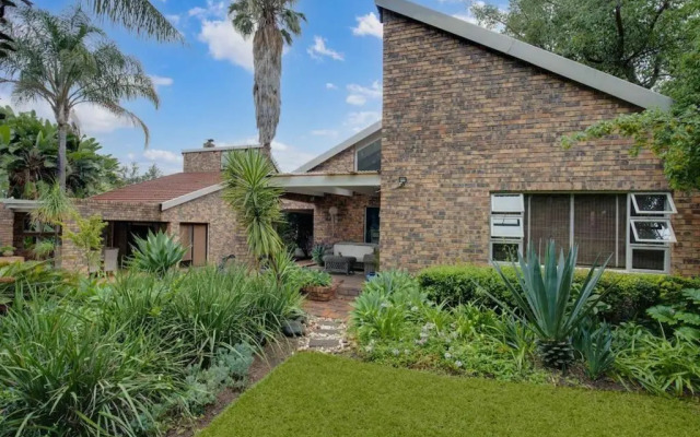 The House Fourways