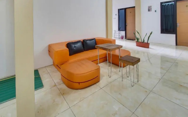 OYO Living 90950 Forzando House